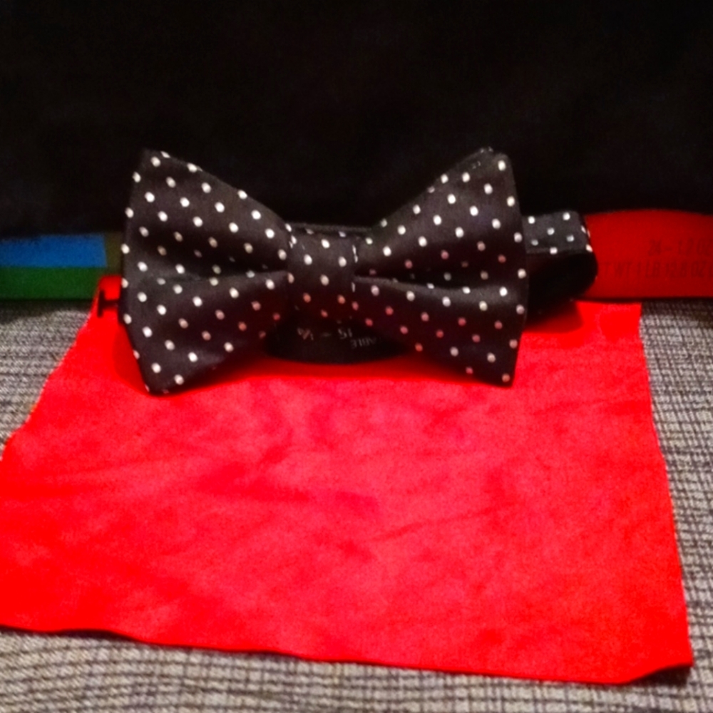 Bow tie